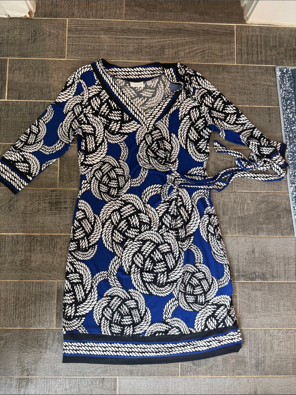 New York & Company Blue Rope-Print Wrap-Style Long Sleeve Dress